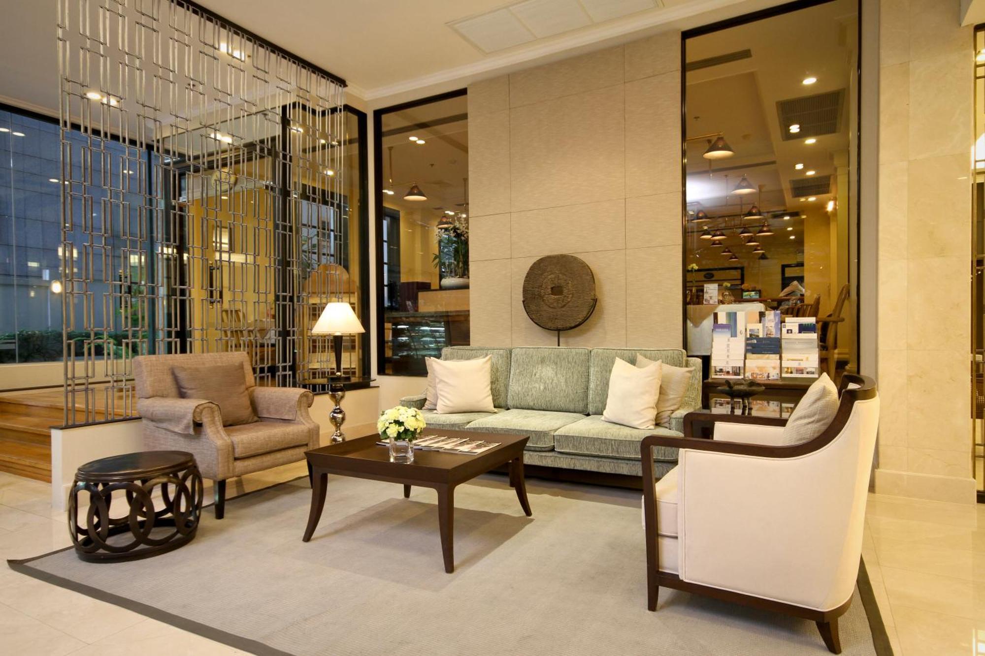 Cape House Langsuan Hotel Bangkok Exterior photo The lobby of the Mandarin Oriental, Bangkok